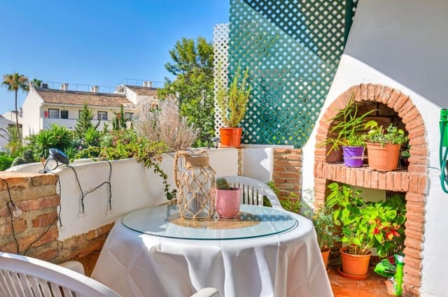 2 soveværelse Lejlighed til salg i Calahonda, Mijas med swimmingpool - € 280.000 (Ref: 9372361)