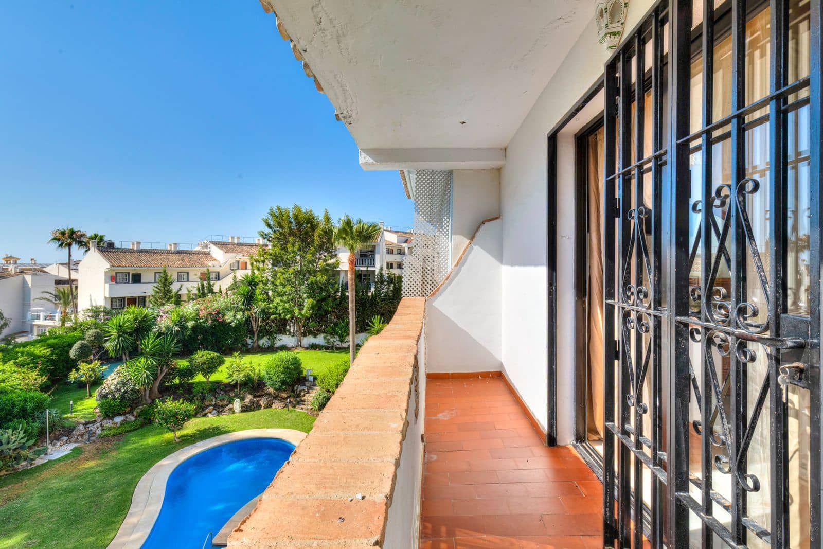 2 soveværelse Lejlighed til salg i Mijas Costa med swimmingpool - € 280.000 (Ref: 9372361)