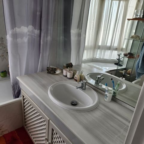 2 soveværelse Lejlighed til salg i Calahonda, Mijas med swimmingpool - € 270.000 (Ref: 9372363)