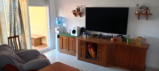 2 bedroom Apartment for sale in Los Pacos, Fuengirola with pool - € 249,000 (Ref: 9410166)
