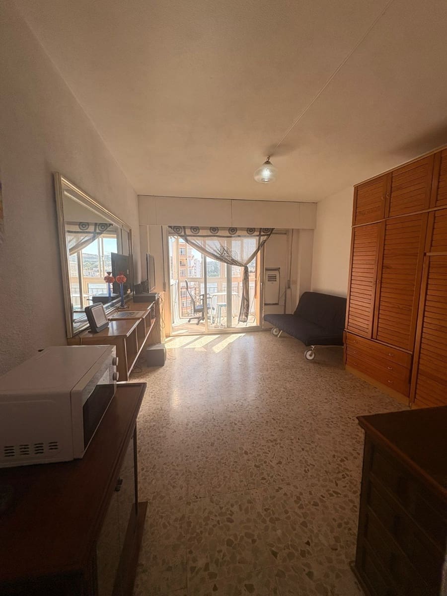 Takvåning till salu i Torremolinos - 125 000 € (Ref: 9426537)