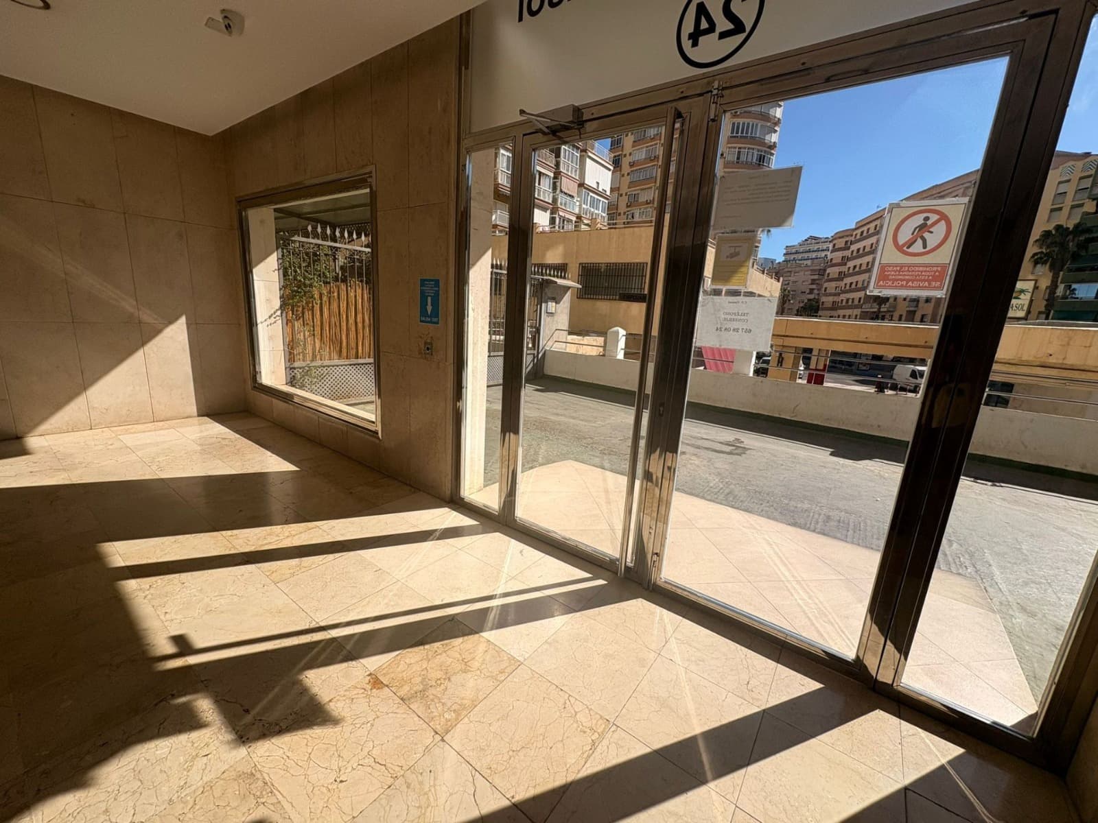 Takvåning till salu i Torremolinos - 125 000 € (Ref: 9426537)