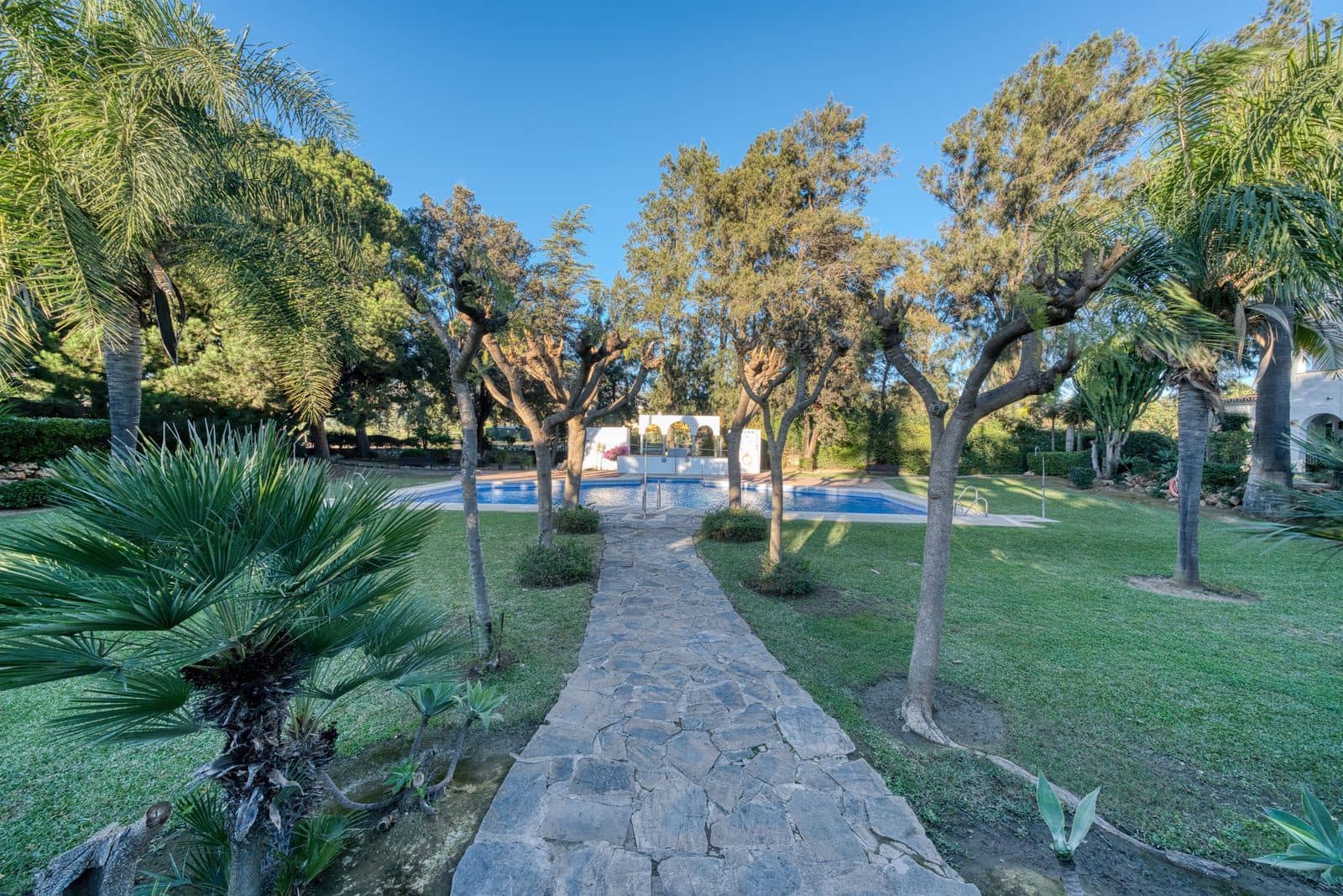 2 makuuhuone Huoneisto myytävänä paikassa Mijas Golf mukana uima-altaan - 290 000 € (Ref: 9428733)