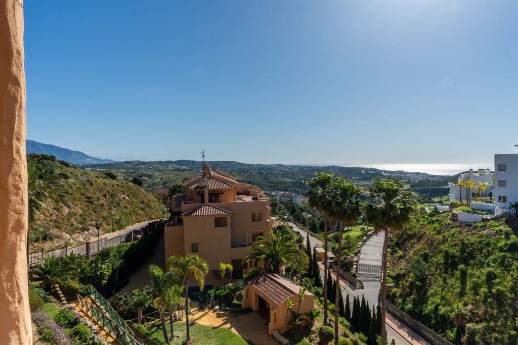 2 soveværelse Lejlighed til salg i La Cala de Mijas med swimmingpool - € 279.000 (Ref: 9428736)