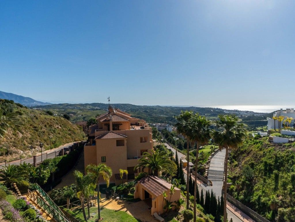 2 soveværelse Lejlighed til salg i La Cala de Mijas med swimmingpool - € 279.000 (Ref: 9428736)