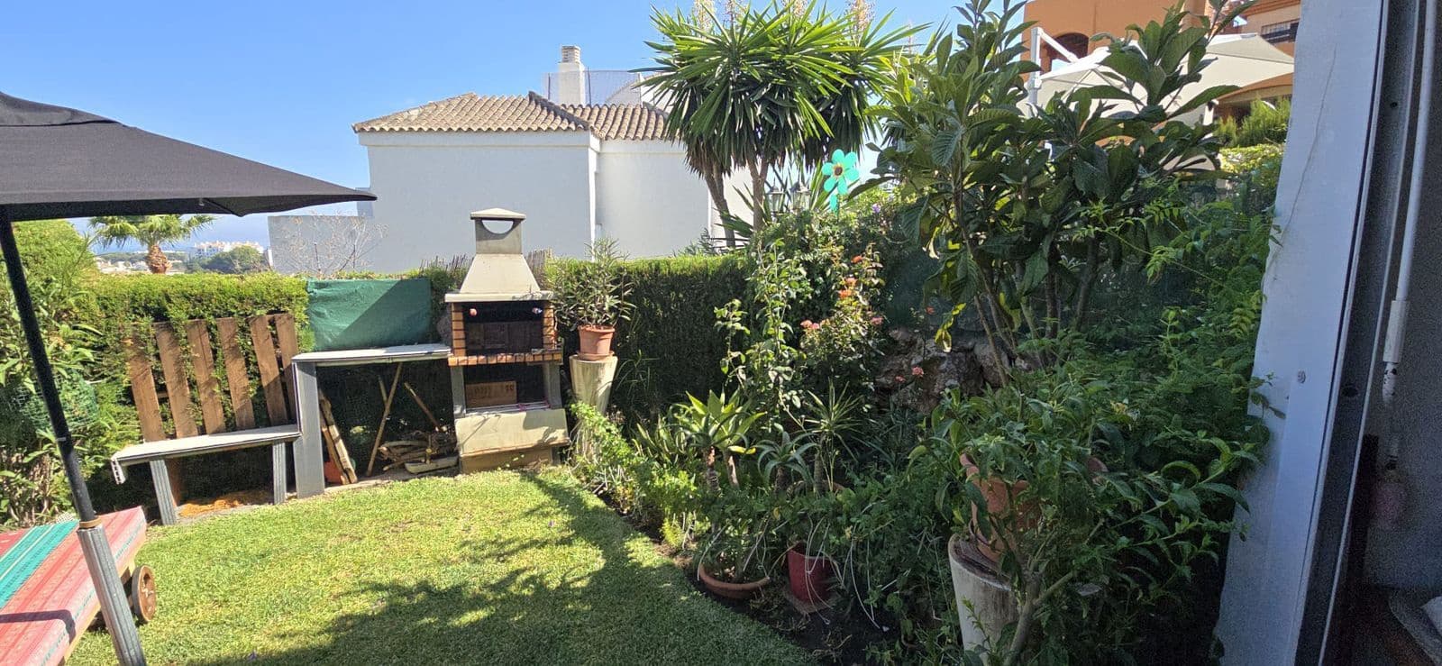 2 soveværelse Lejlighed til salg i Riviera del Sol med swimmingpool - € 248.500 (Ref: 9428739)