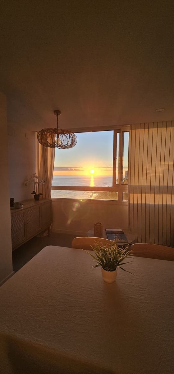 2 Zimmer Apartment zu verkaufen in Calahonda mit Pool - 288.000 € (Ref: 9437524)