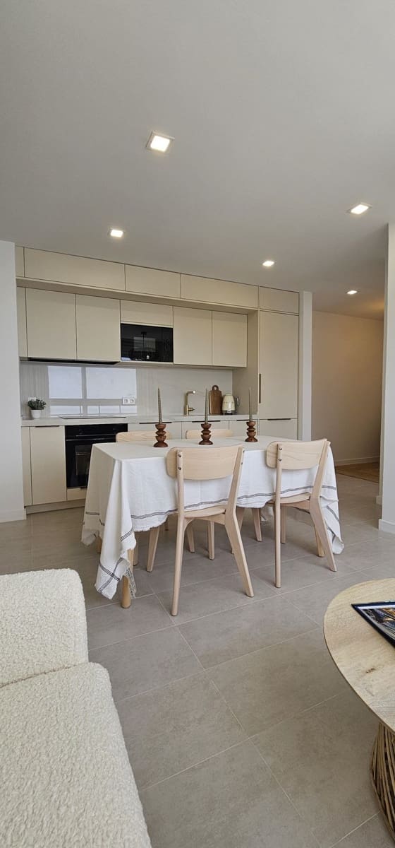 2 Zimmer Apartment zu verkaufen in Calahonda mit Pool - 288.000 € (Ref: 9437524)