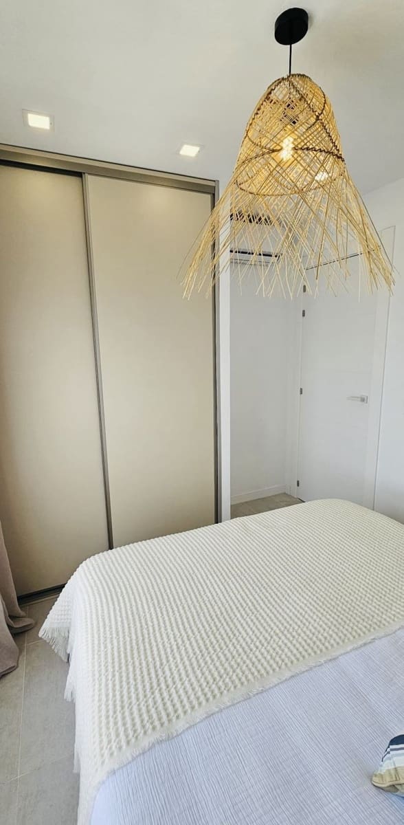 2 Zimmer Apartment zu verkaufen in Calahonda mit Pool - 288.000 € (Ref: 9437524)