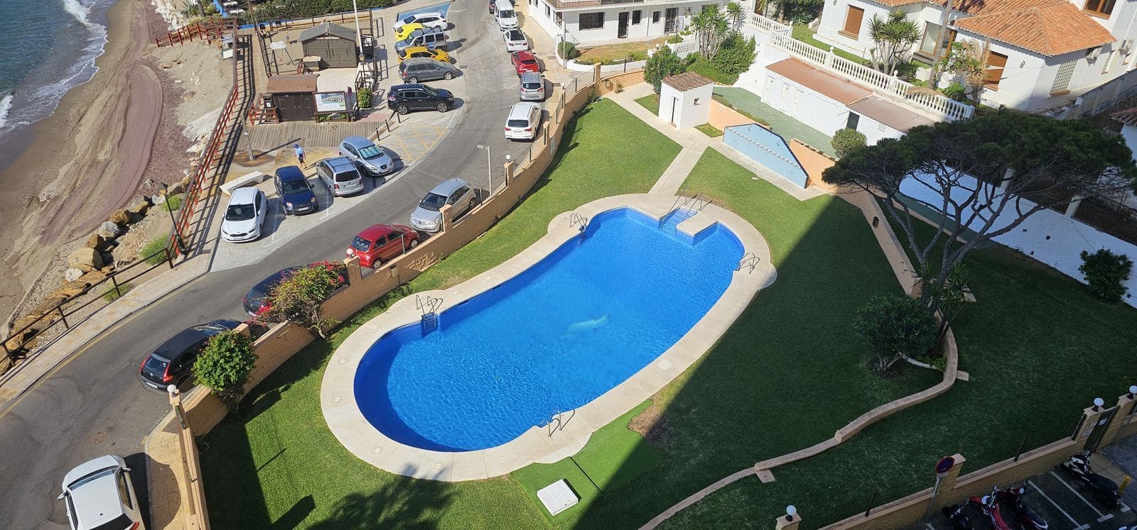 2 Zimmer Apartment zu verkaufen in Calahonda mit Pool - 288.000 € (Ref: 9437524)