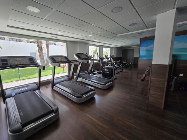 Apartamento de 2 habitaciones en Riviera del Sol, Mijas en venta con piscina - 340.000 € (Ref: 9438072)