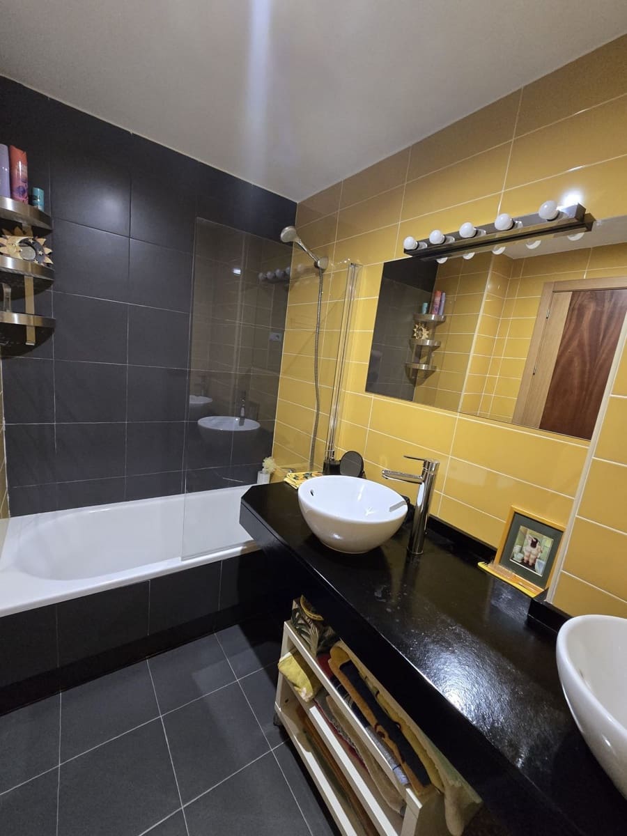 Apartamento de 2 habitaciones en Riviera del Sol en venta con piscina - 340.000 € (Ref: 9438072)