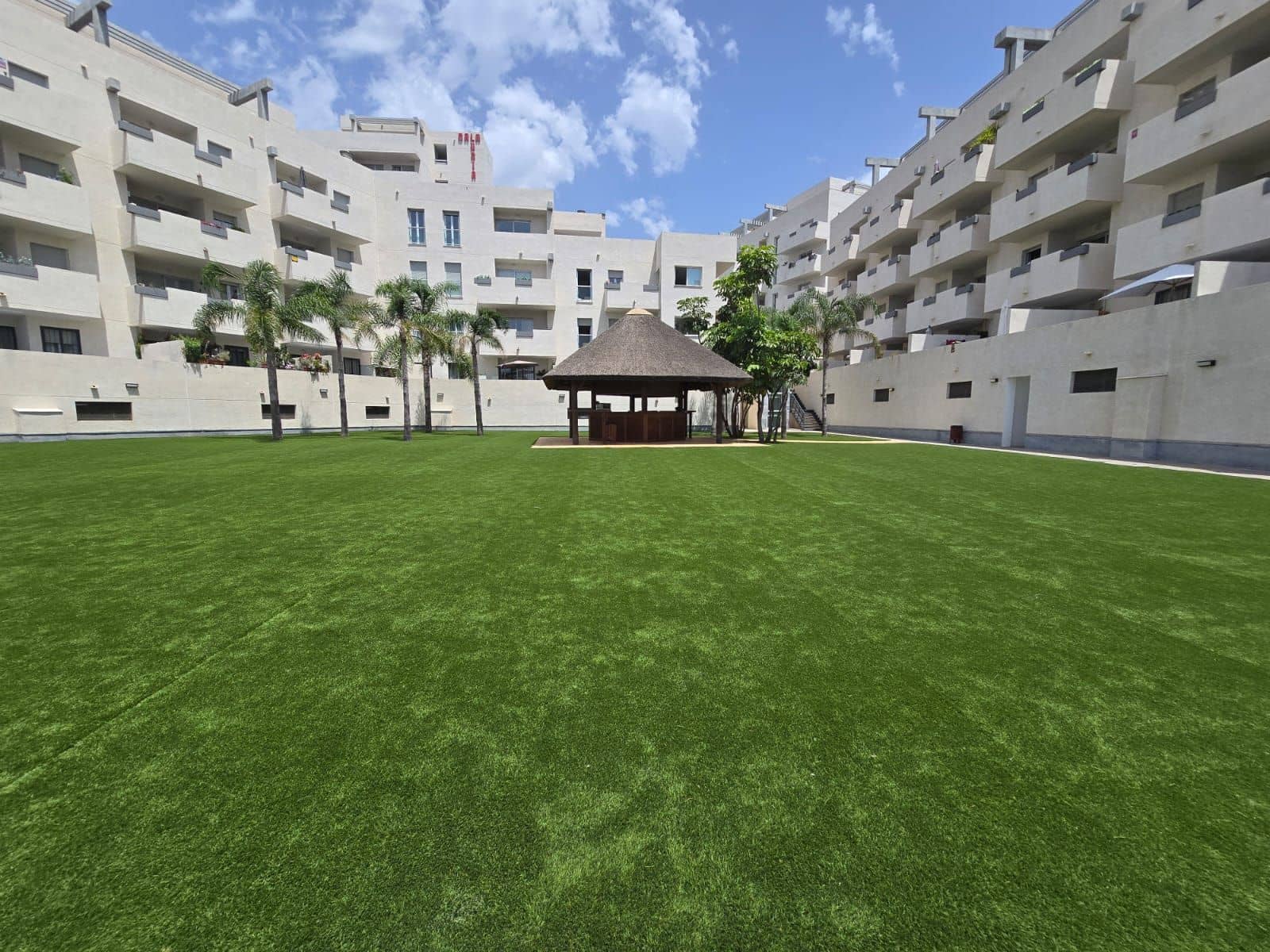 Apartamento de 2 habitaciones en Riviera del Sol en venta con piscina - 340.000 € (Ref: 9438072)