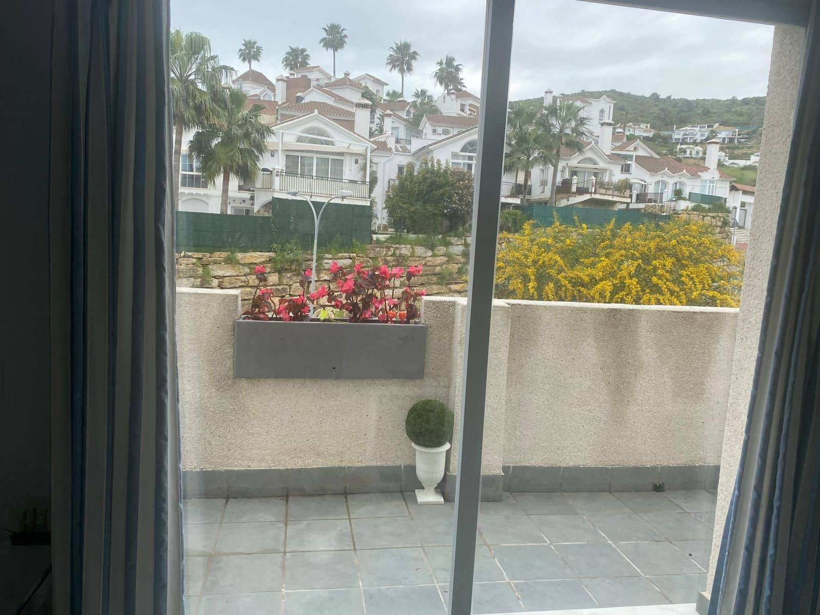 Apartamento de 2 habitaciones en Riviera del Sol en venta con piscina - 340.000 € (Ref: 9438072)