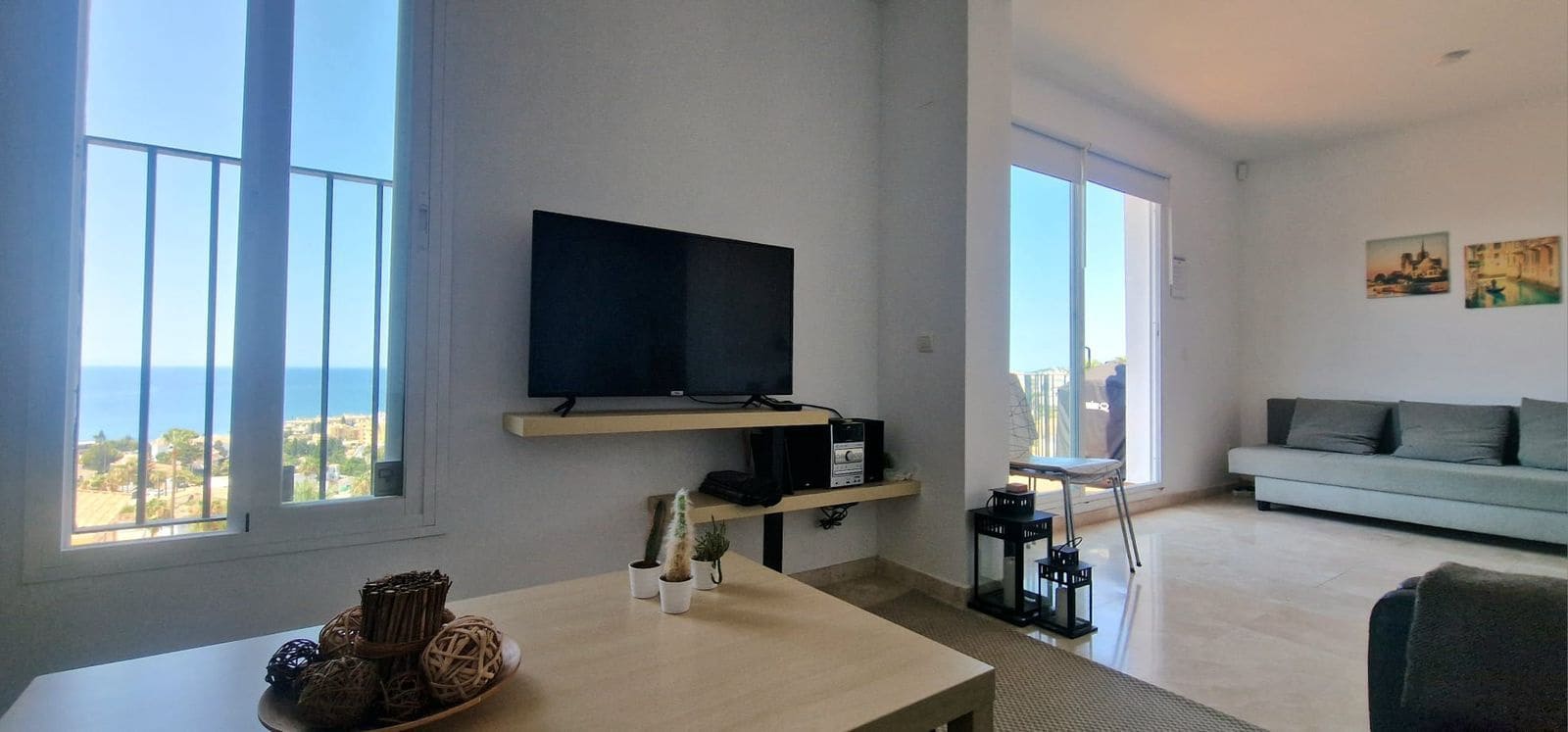2 bedroom Apartment for sale in Riviera del Sol with pool - € 330,000 (Ref: 9438074)