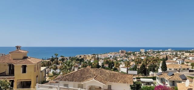 2 bedroom Apartment for sale in Riviera del Sol, Mijas with pool - € 330,000 (Ref: 9438074)