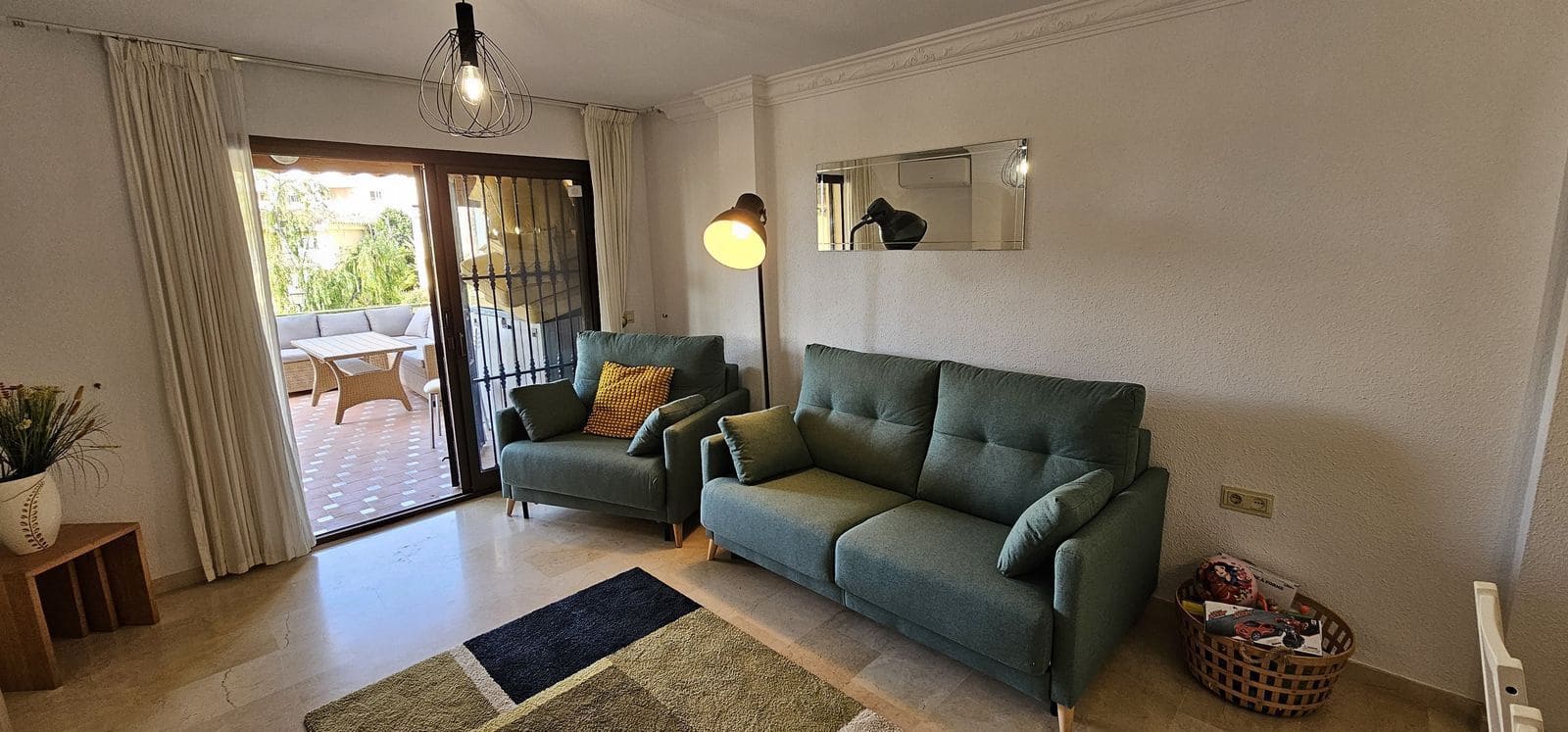 2 bedroom Apartment for sale in Riviera del Sol with pool - € 295,000 (Ref: 9438078)