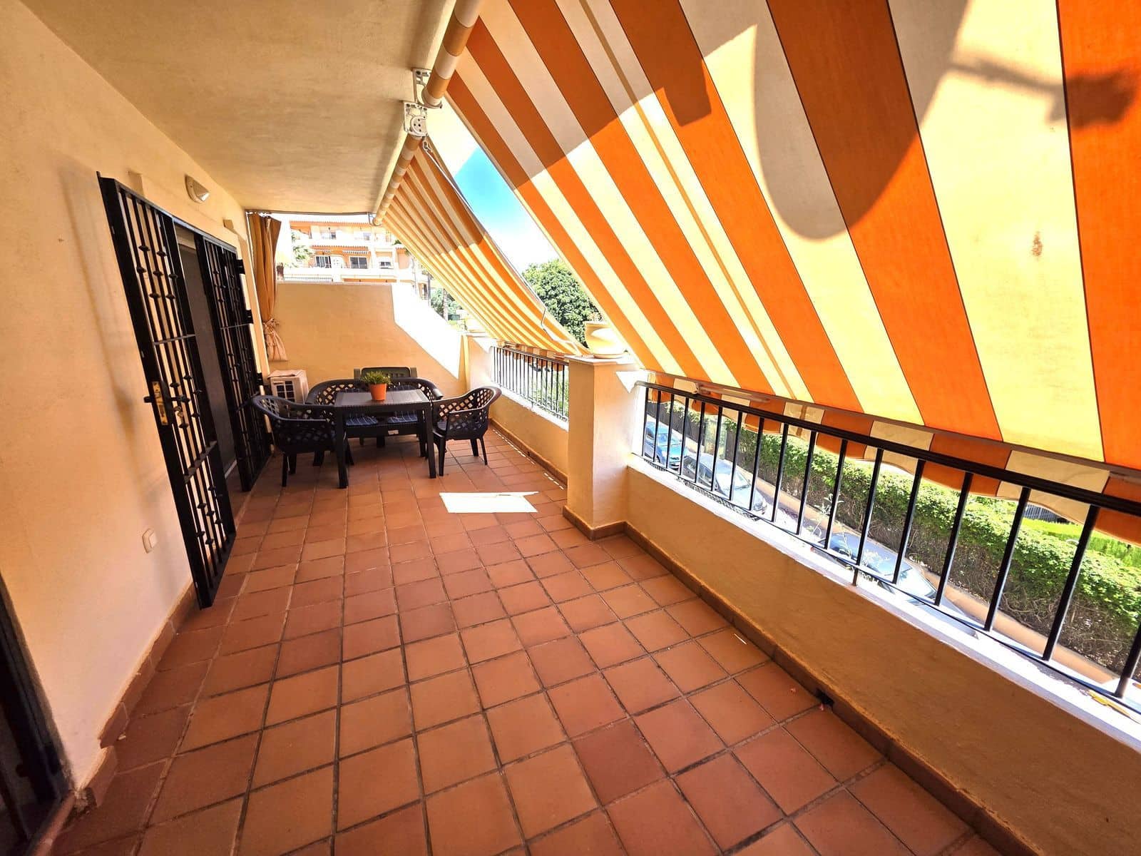 2 bedroom Apartment for sale in Riviera del Sol with pool - € 265,000 (Ref: 9521608)