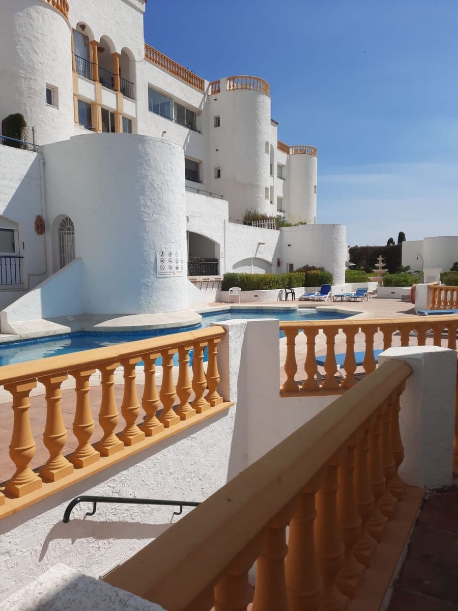 1 bedroom Apartment for sale in Mijas Golf with pool - € 260,000 (Ref: 9521609)