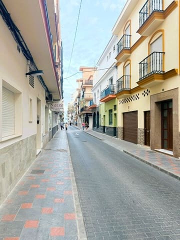 3 soveværelse Lejlighed til salg i Zona Puerto Deportivo, Fuengirola - € 284.000 (Ref: 9521904)