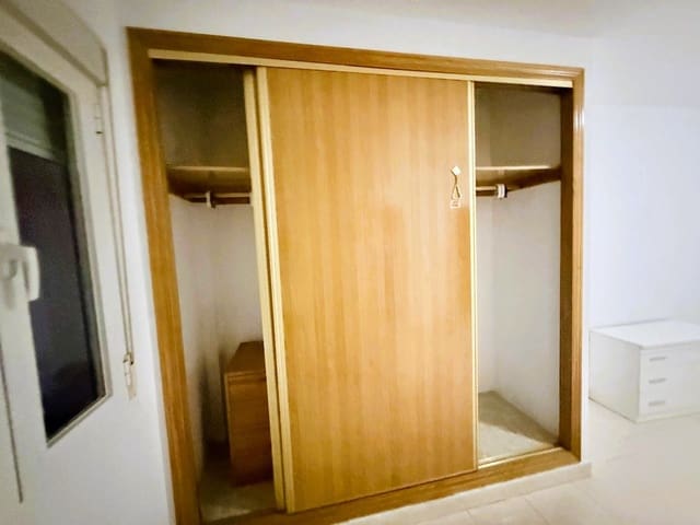 3 soveværelse Lejlighed til salg i Zona Puerto Deportivo, Fuengirola - € 284.000 (Ref: 9521904)