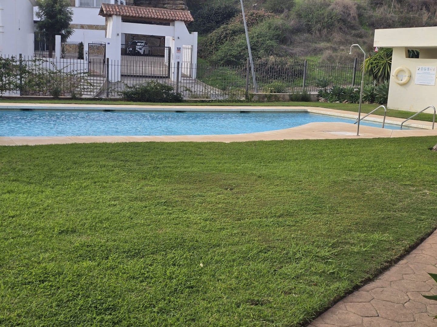 2 bedroom Penthouse for sale in Riviera del Sol with pool - € 340,000 (Ref: 9523046)