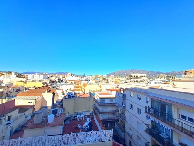 1 sovrum Lägenhet till salu i Zona Puerto Deportivo, Fuengirola - 295 000 € (Ref: 9523048)