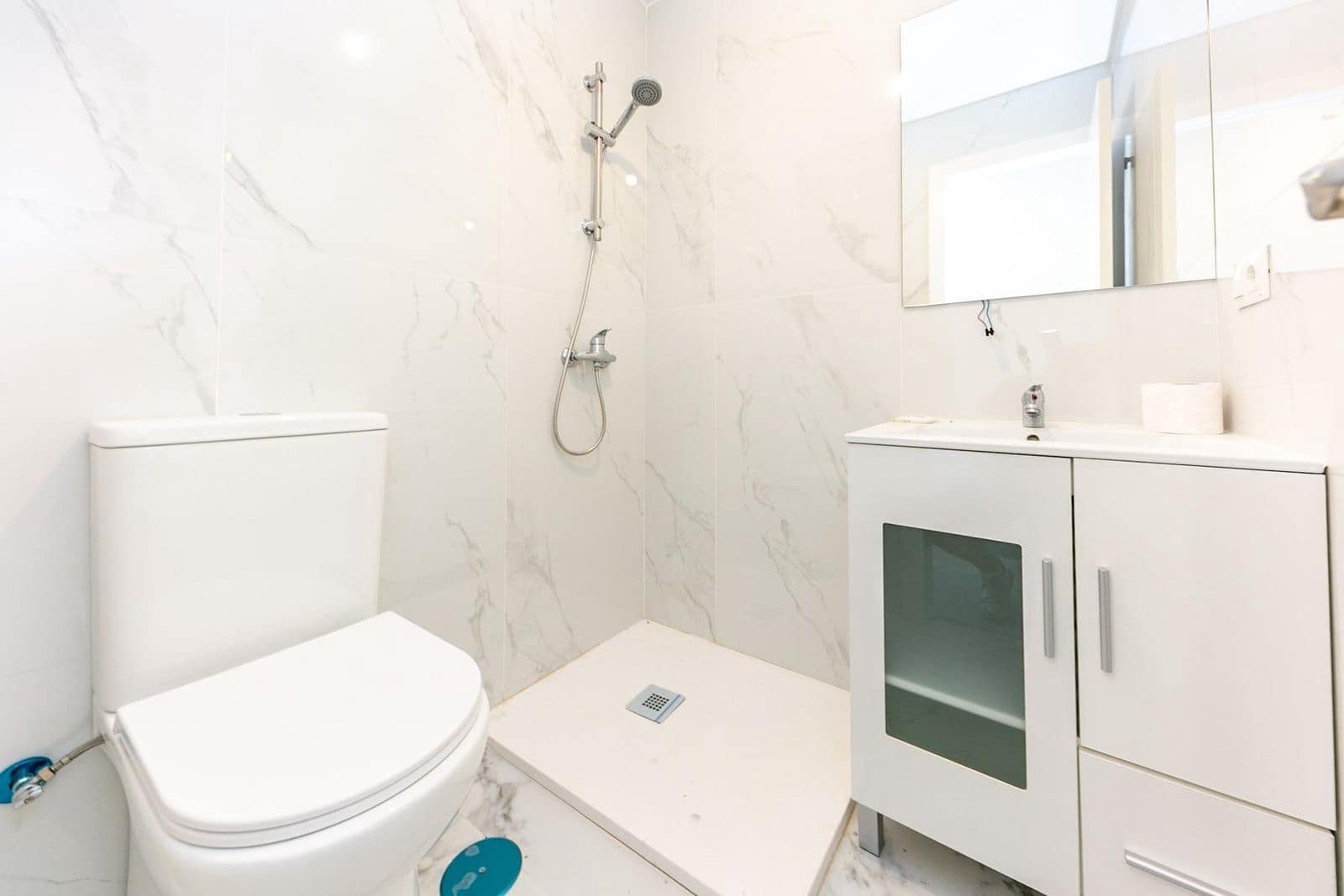 4 makuuhuone Omakotitalo myytävänä paikassa Fuengirola - 315 000 € (Ref: 9559751)