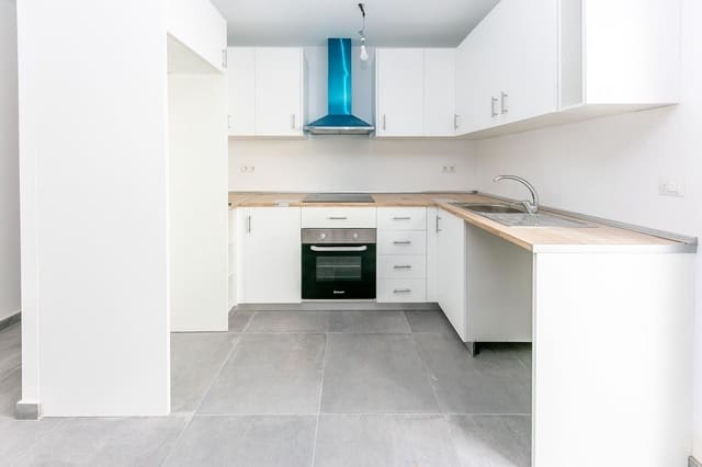 4 soverom Hus til salgs i Los Pacos, Fuengirola - € 315 000 (Ref: 9559751)