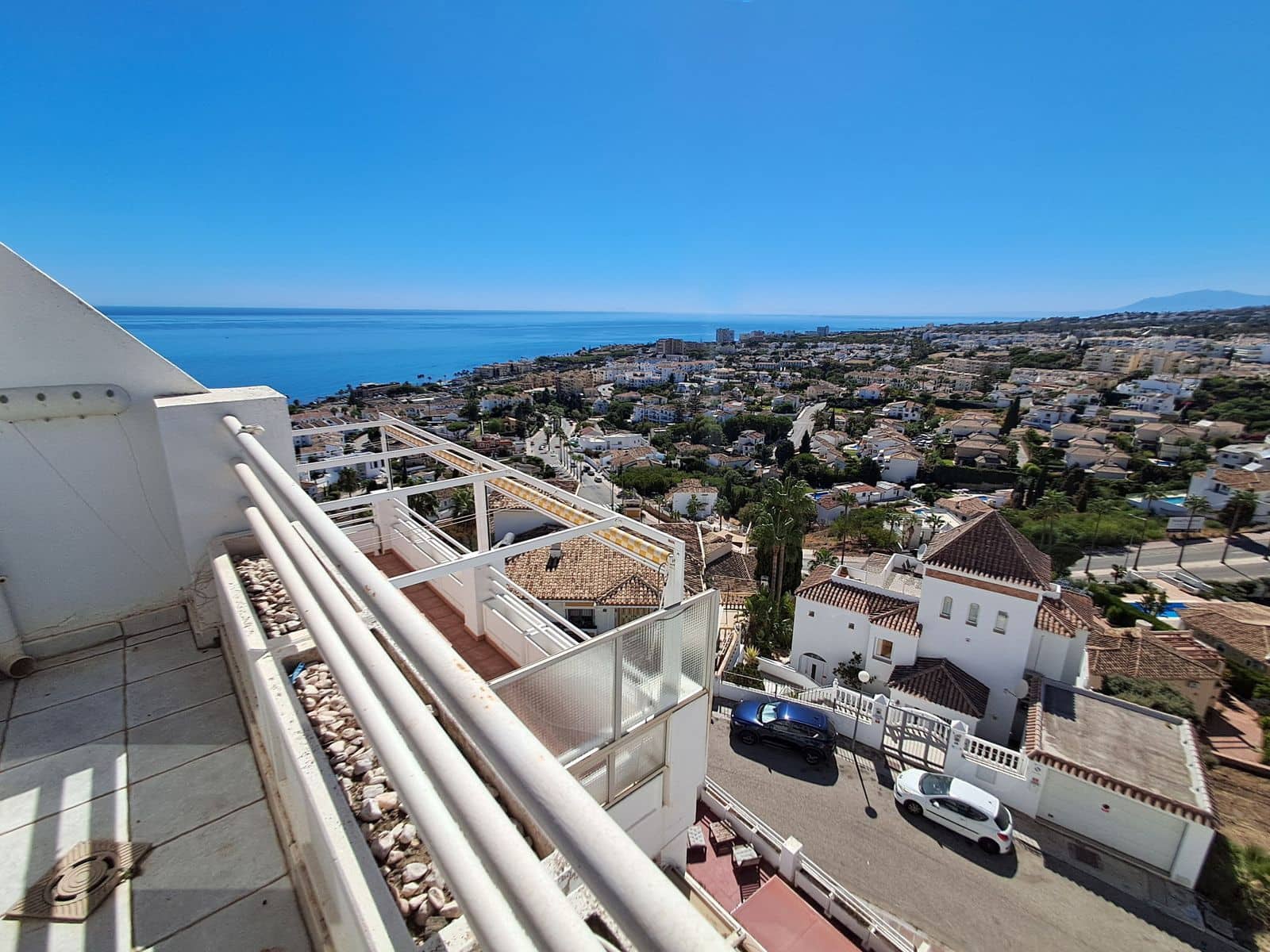 2 Zimmer Apartment zu verkaufen in Riviera del Sol mit Pool - 315.000 € (Ref: 9559754)