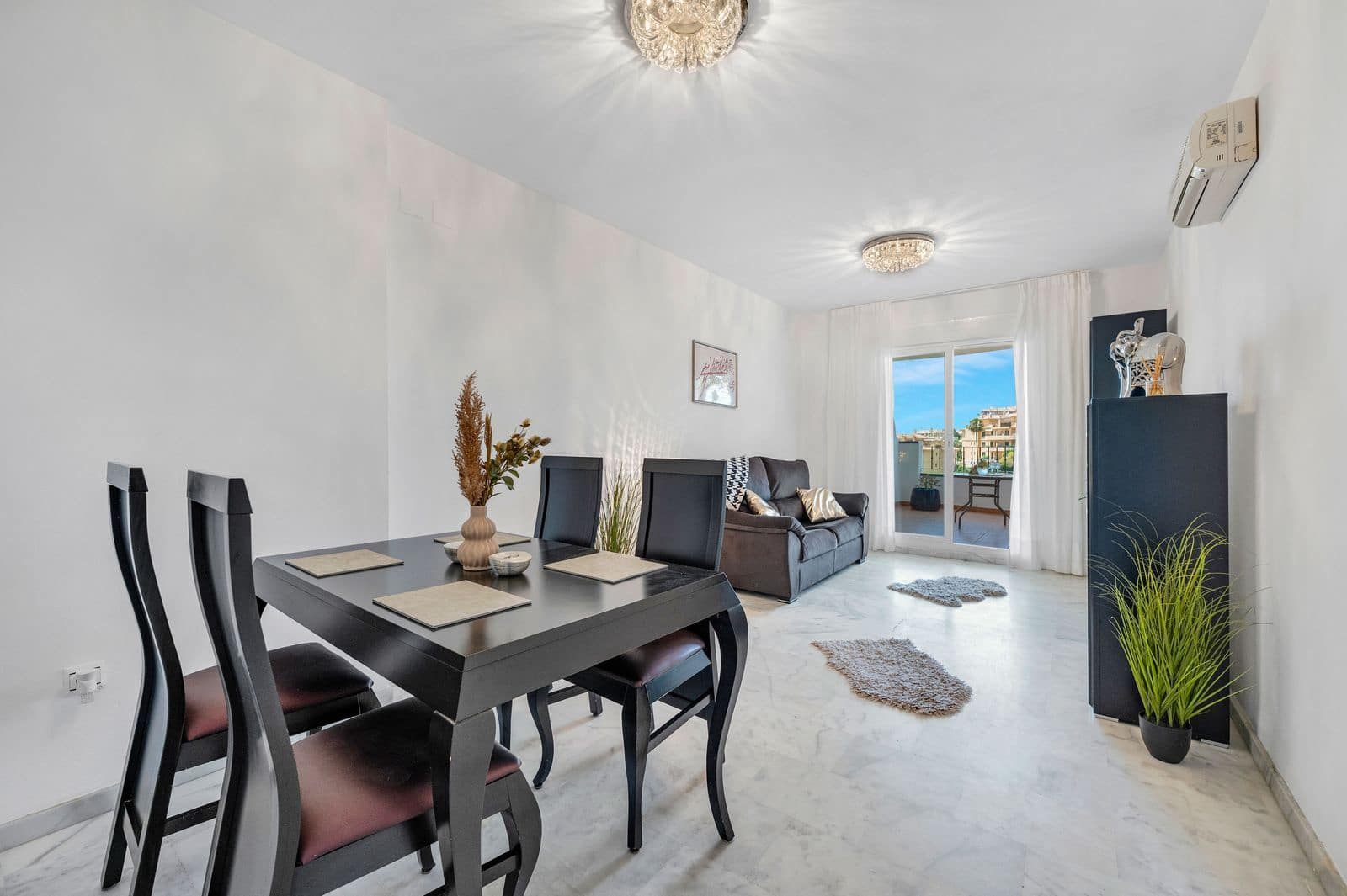 2 sypialnia Apartament na sprzedaż w Riviera del Sol z basenem - 319 000 € (Ref: 9603378)