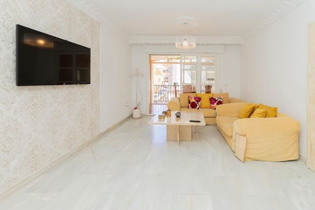 2 sypialnia Apartament na sprzedaż w Zona Puerto Deportivo, Fuengirola - 302 000 € (Ref: 9603381)