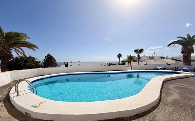 4 camera da letto Villa in vendita in Puerto del Carmen, Tías con piscina - 399.000 € (Rif: 10134820)