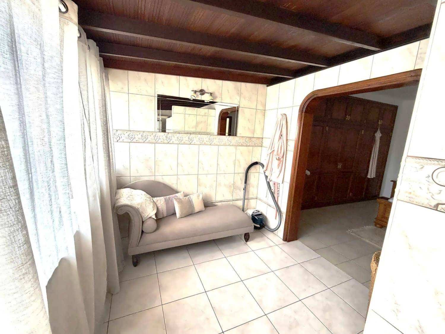 3 soverom Leilighet til salgs i Puerto del Carmen med svømmebasseng - € 499 000 (Ref: 10165520)