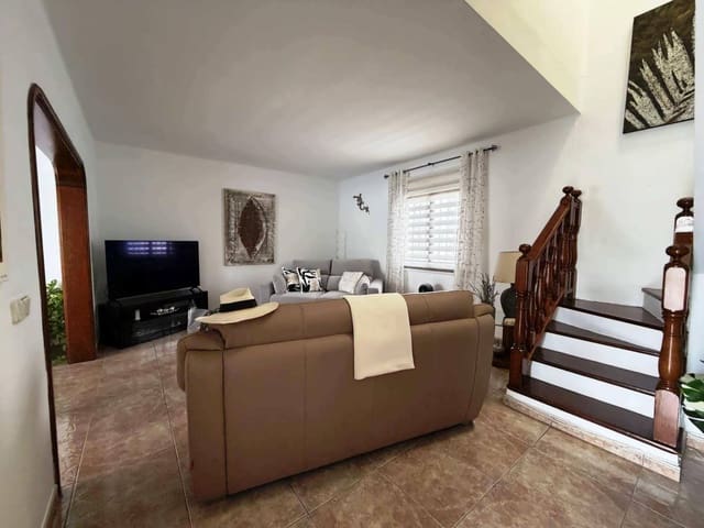 3 slaapkamer Appartement te koop in Puerto del Carmen, Tías met zwembad - € 499.000 (Ref: 10165520)