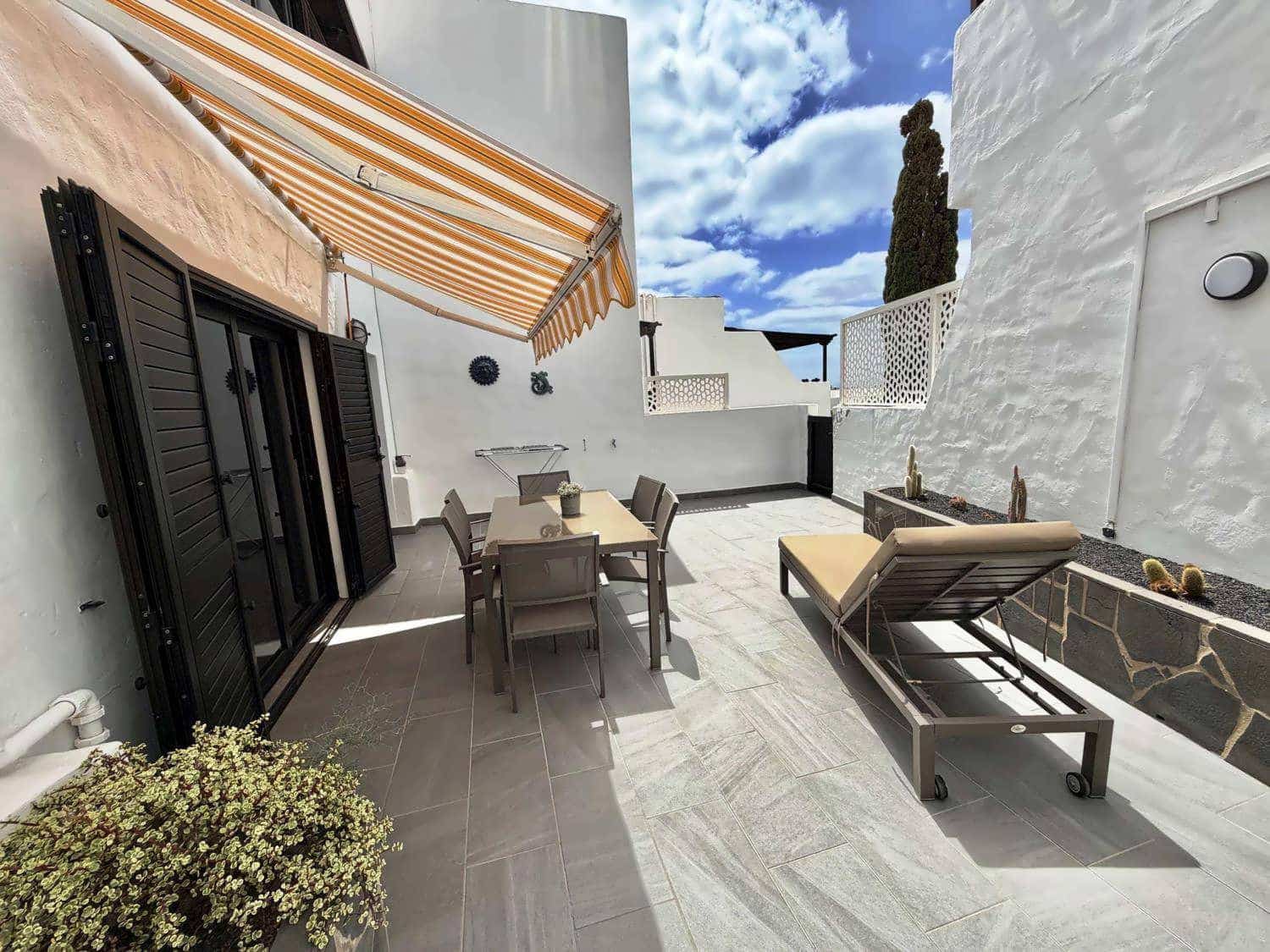 3 soverom Leilighet til salgs i Puerto del Carmen med svømmebasseng - € 499 000 (Ref: 10165520)