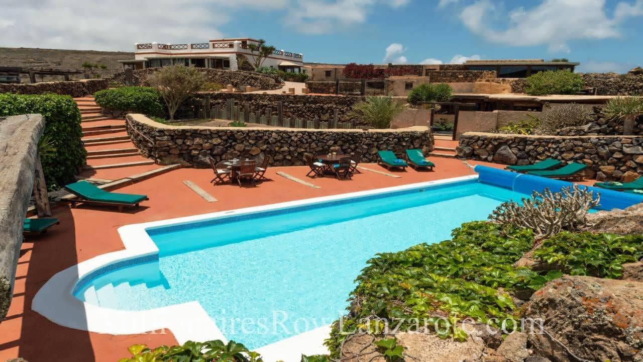 11 bedroom Hotel for sale in Haria with pool garage - € 2,299,000 (Ref: 8348642)