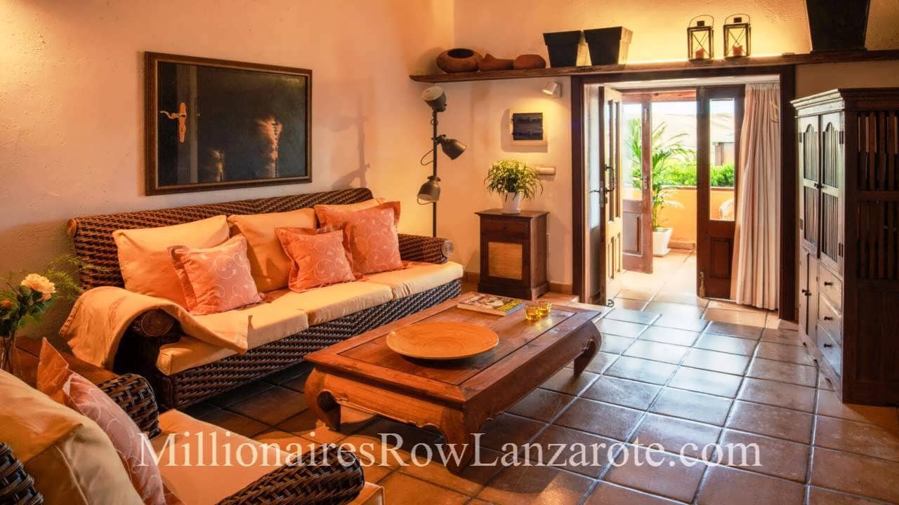 11 bedroom Hotel for sale in Haria with pool garage - € 2,299,000 (Ref: 8348642)