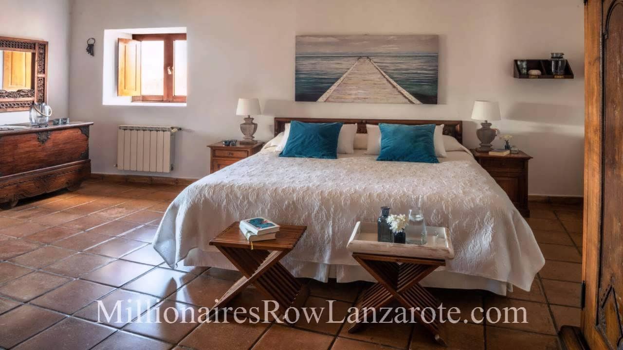 11 bedroom Hotel for sale in Haria with pool garage - € 2,299,000 (Ref: 8348642)