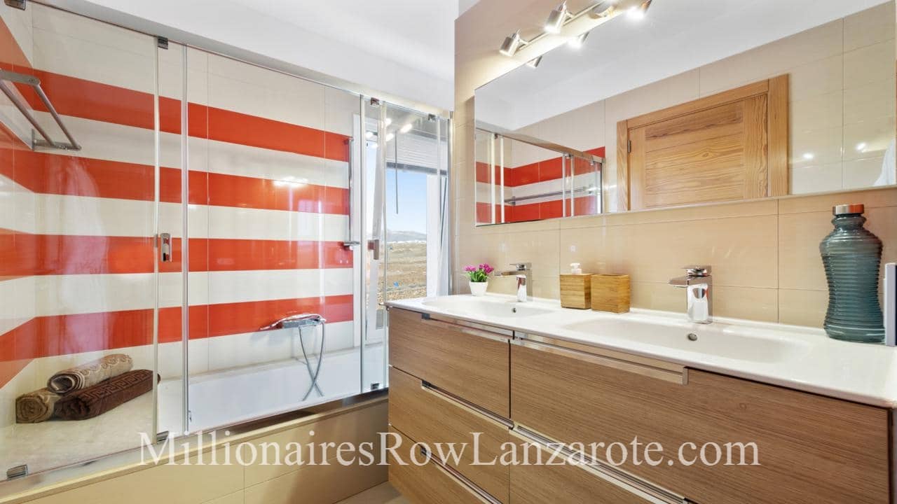 3 soveværelse Villa til salg i Tias med swimmingpool garage - € 1.240.000 (Ref: 8764980)