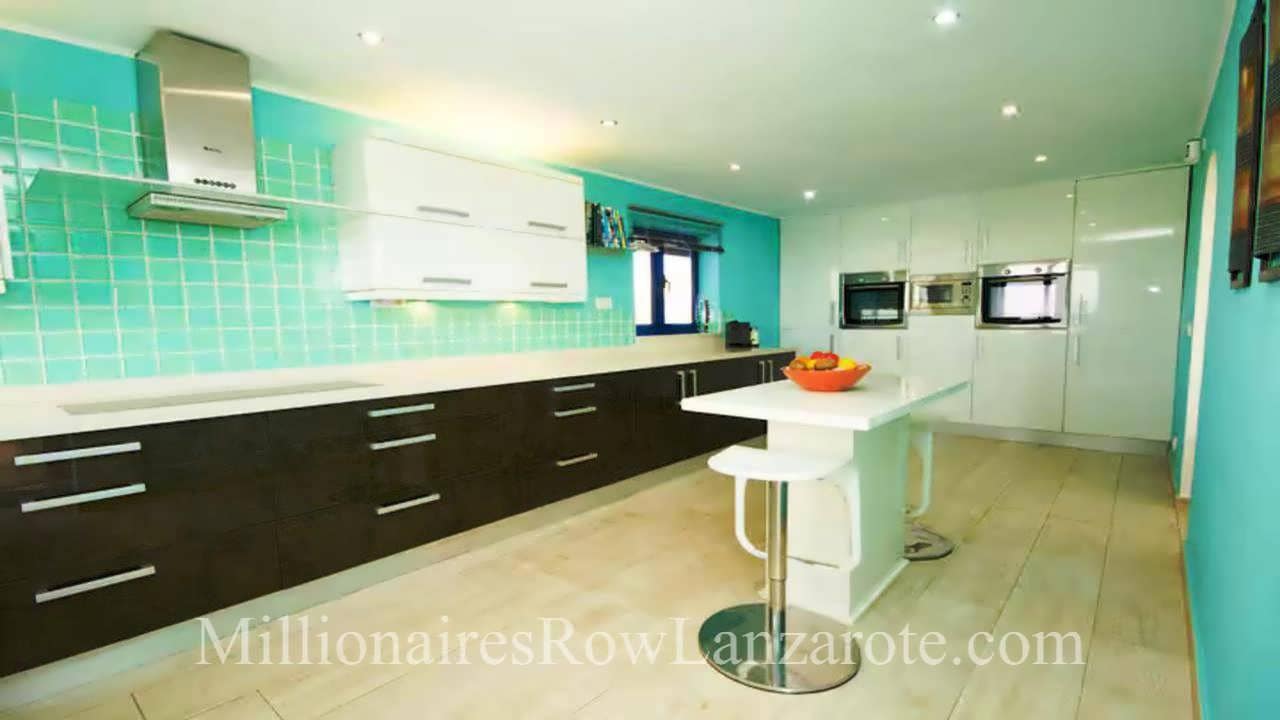 5 soveværelse Villa til salg i Tias med swimmingpool - € 1.200.000 (Ref: 8922158)