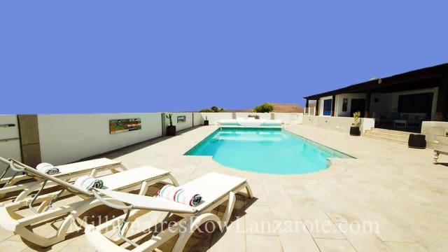 5 slaapkamer Villa te koop in Tías met zwembad - € 1.200.000 (Ref: 8922158)