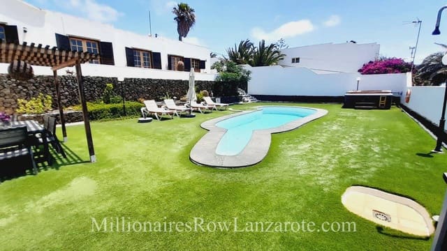 6 quarto Moradia para venda em Guime, San Bartolomé com piscina garagem - 790 000 € (Ref: 9019296)