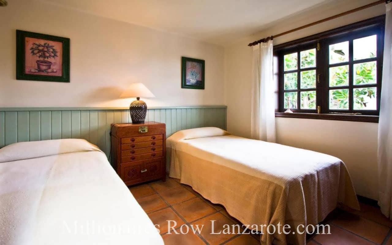 7 soverom Villa til salgs i Tahiche med svømmebasseng - € 1 690 000 (Ref: 9237689)