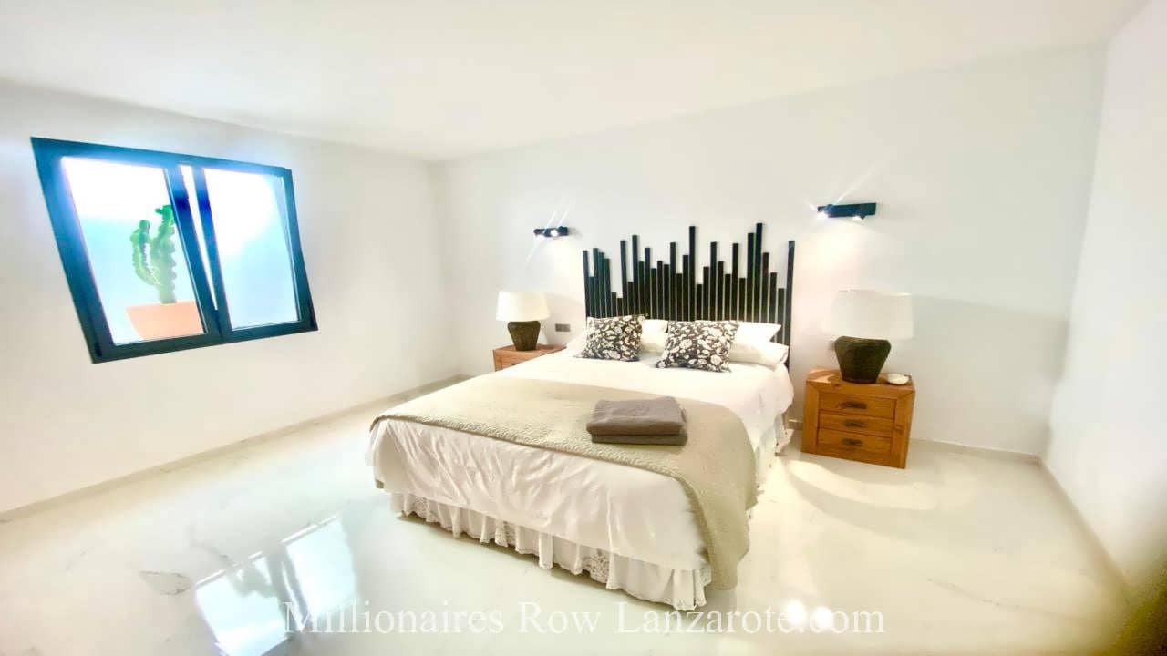 3 sypialnia Willa na sprzedaż w Tabayesco z basenem garażem - 650 000 € (Ref: 9452379)