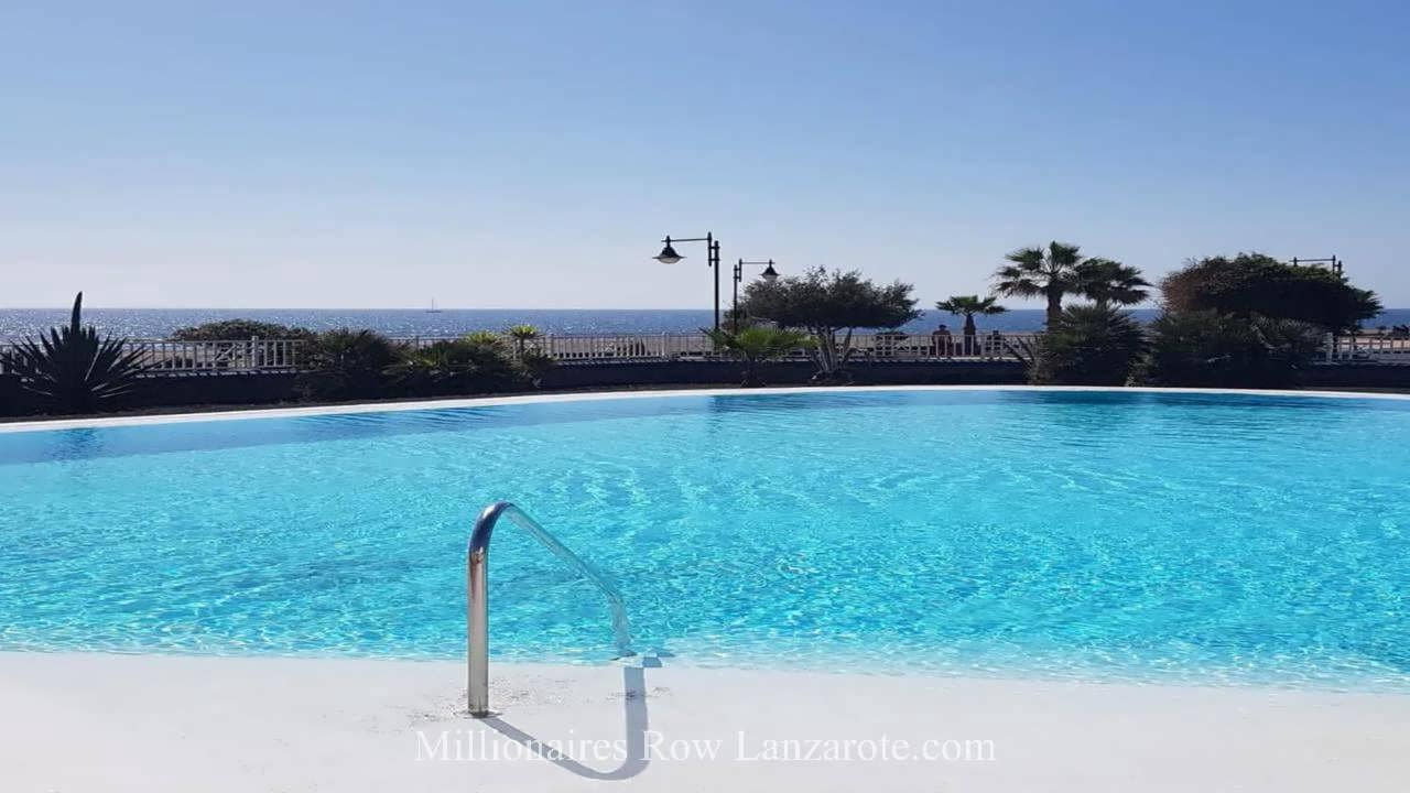 2 sovrum Lägenhet till salu i Puerto del Carmen med pool garage - 510 000 € (Ref: 9476262)