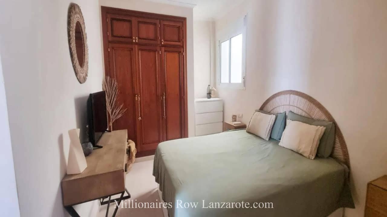 2 sovrum Lägenhet till salu i Puerto del Carmen med pool garage - 510 000 € (Ref: 9476262)