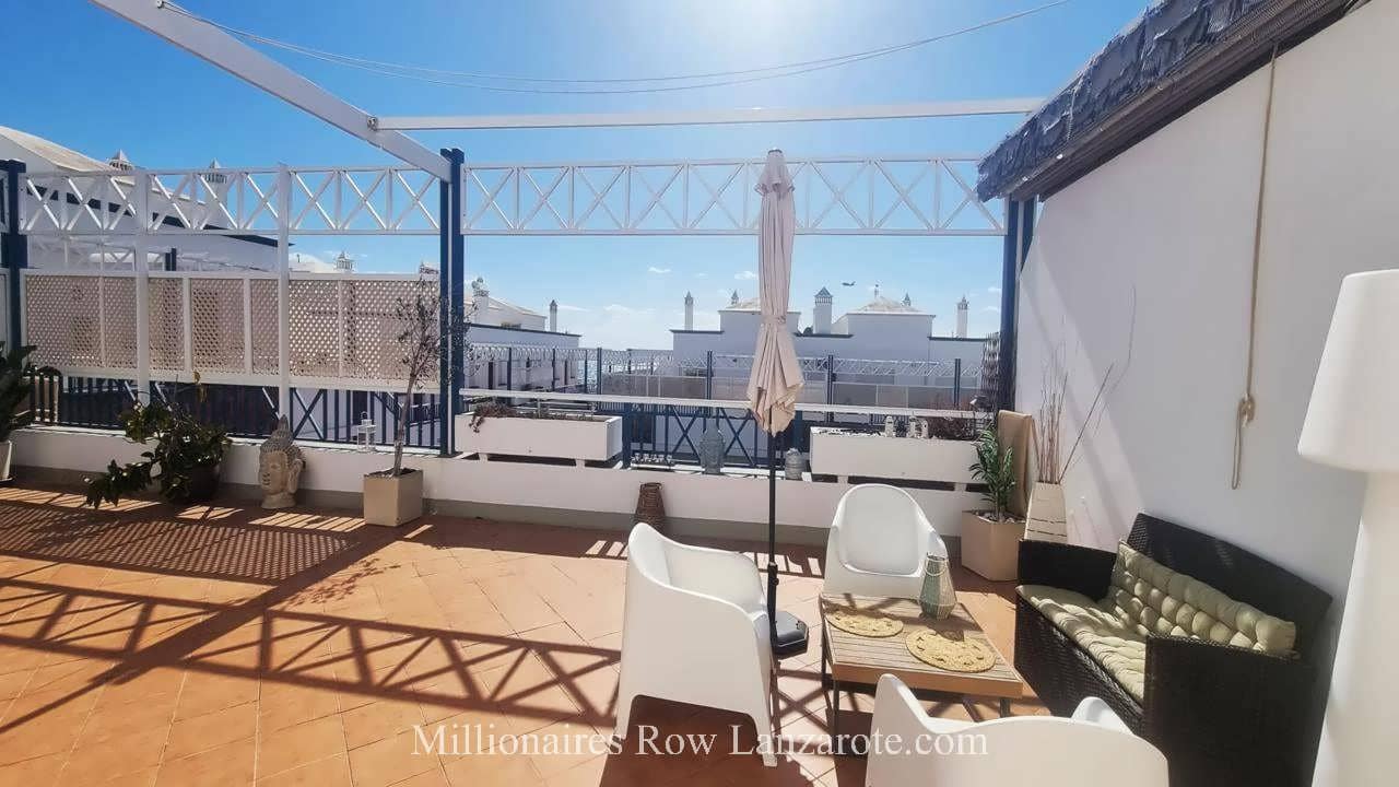 2 sovrum Lägenhet till salu i Puerto del Carmen med pool garage - 510 000 € (Ref: 9476262)