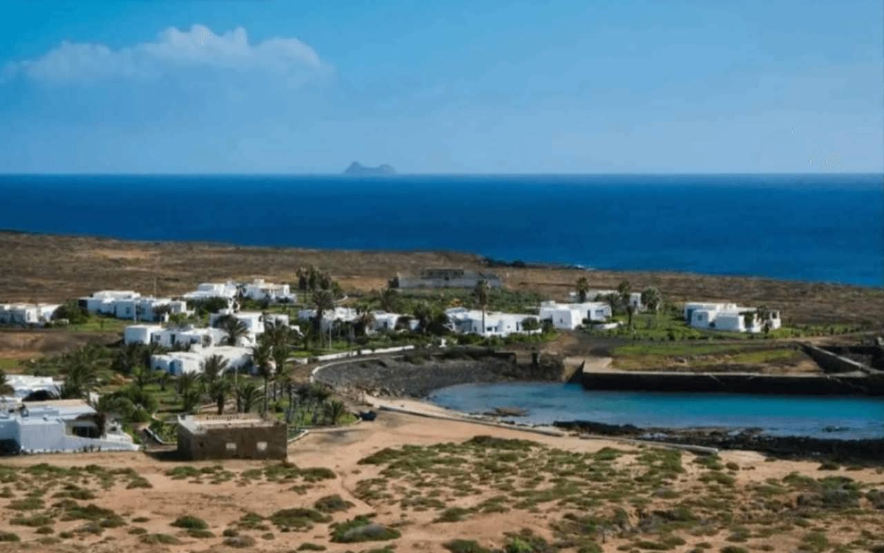 3 bedroom Villa for sale in Haria - € 780,000 (Ref: 9490854)