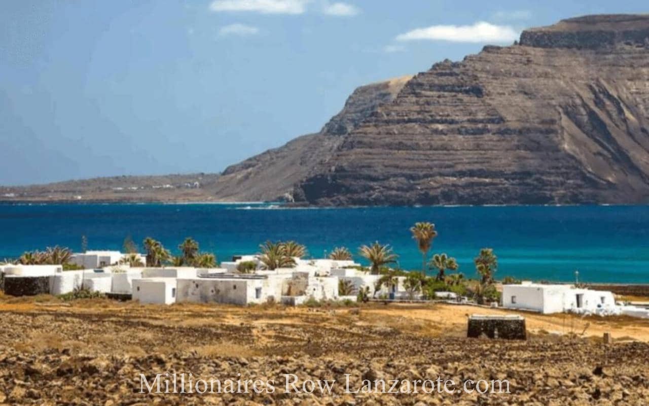 3 bedroom Villa for sale in Haria - € 780,000 (Ref: 9490854)